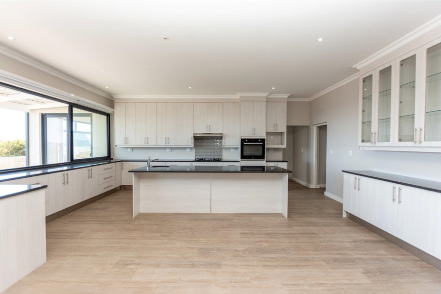 4 Bedroom Property for Sale in Myburgh Park Western Cape